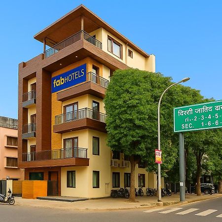 Fabhotel F9 Sector 19 Noida Kültér fotó