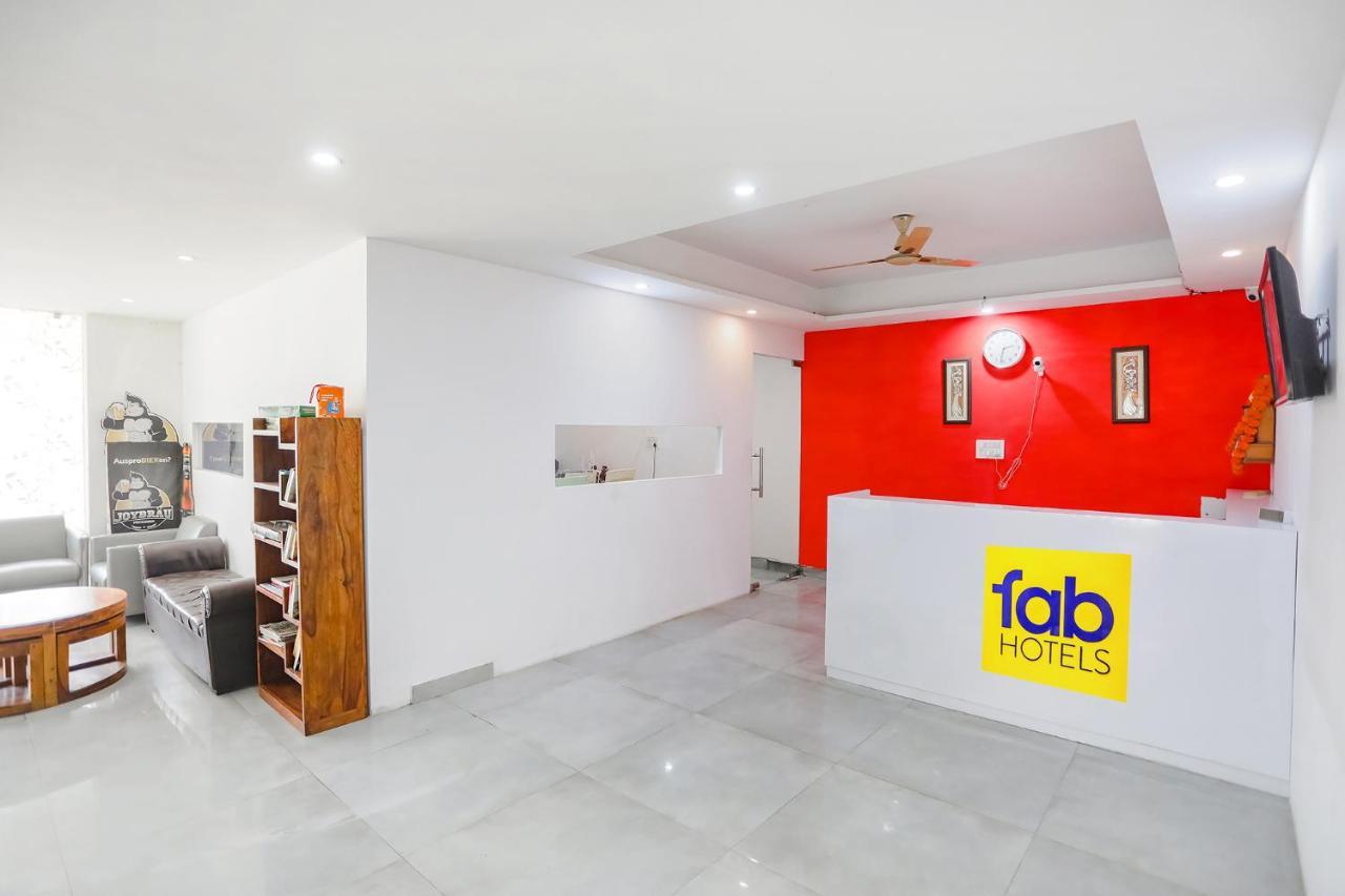 Fabhotel F9 Sector 19 Noida Kültér fotó