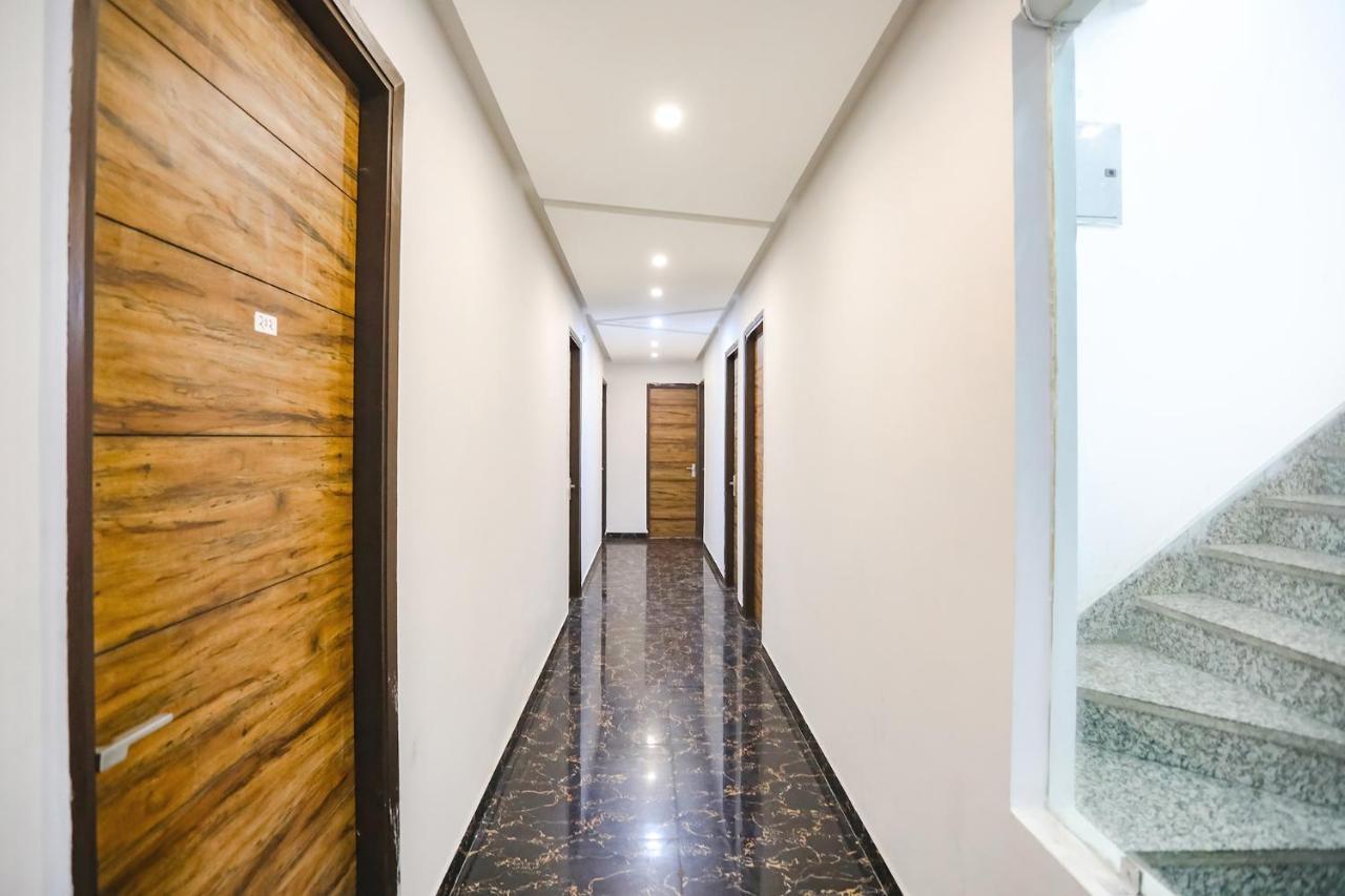Fabhotel F9 Sector 19 Noida Kültér fotó