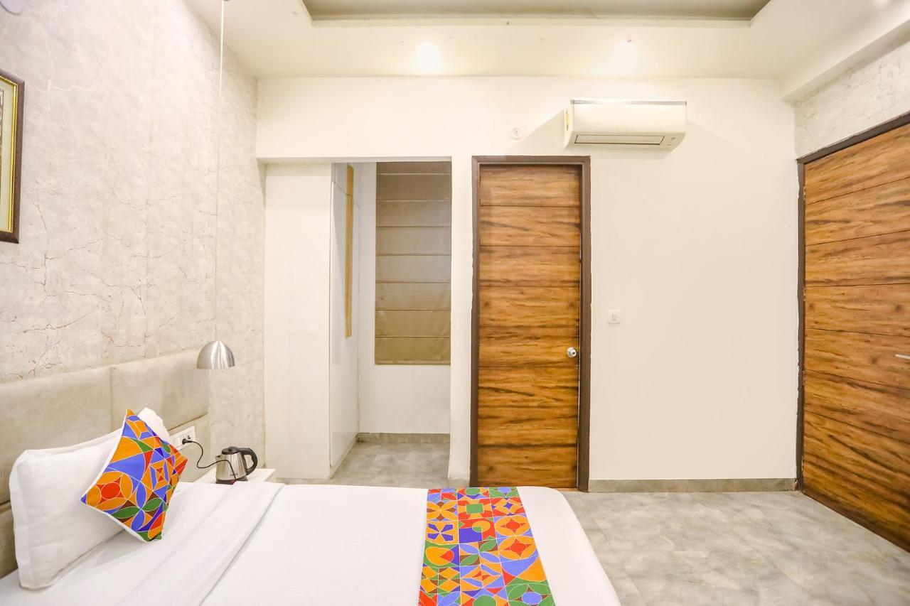 Fabhotel F9 Sector 19 Noida Kültér fotó