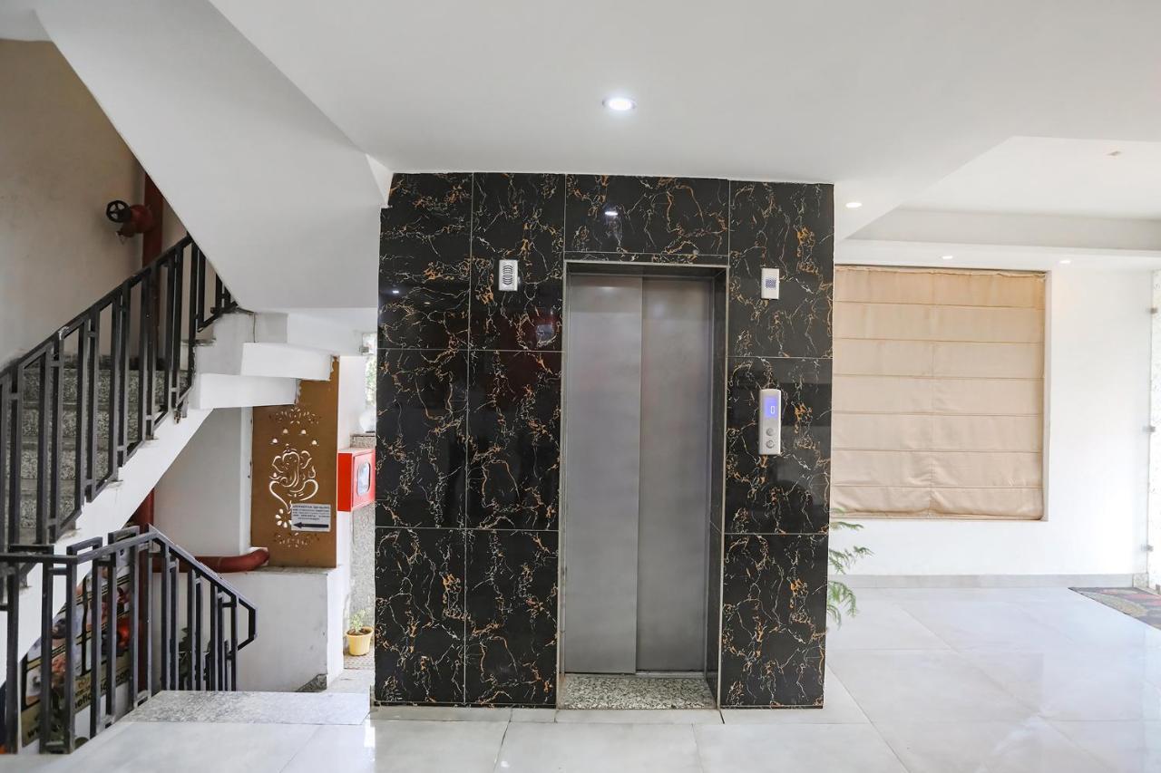 Fabhotel F9 Sector 19 Noida Kültér fotó